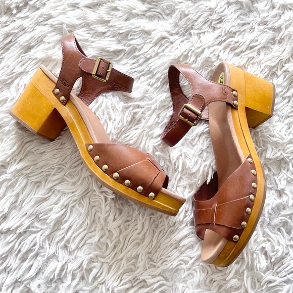 Ugg Janie Leather Nailhead Trim Clog 